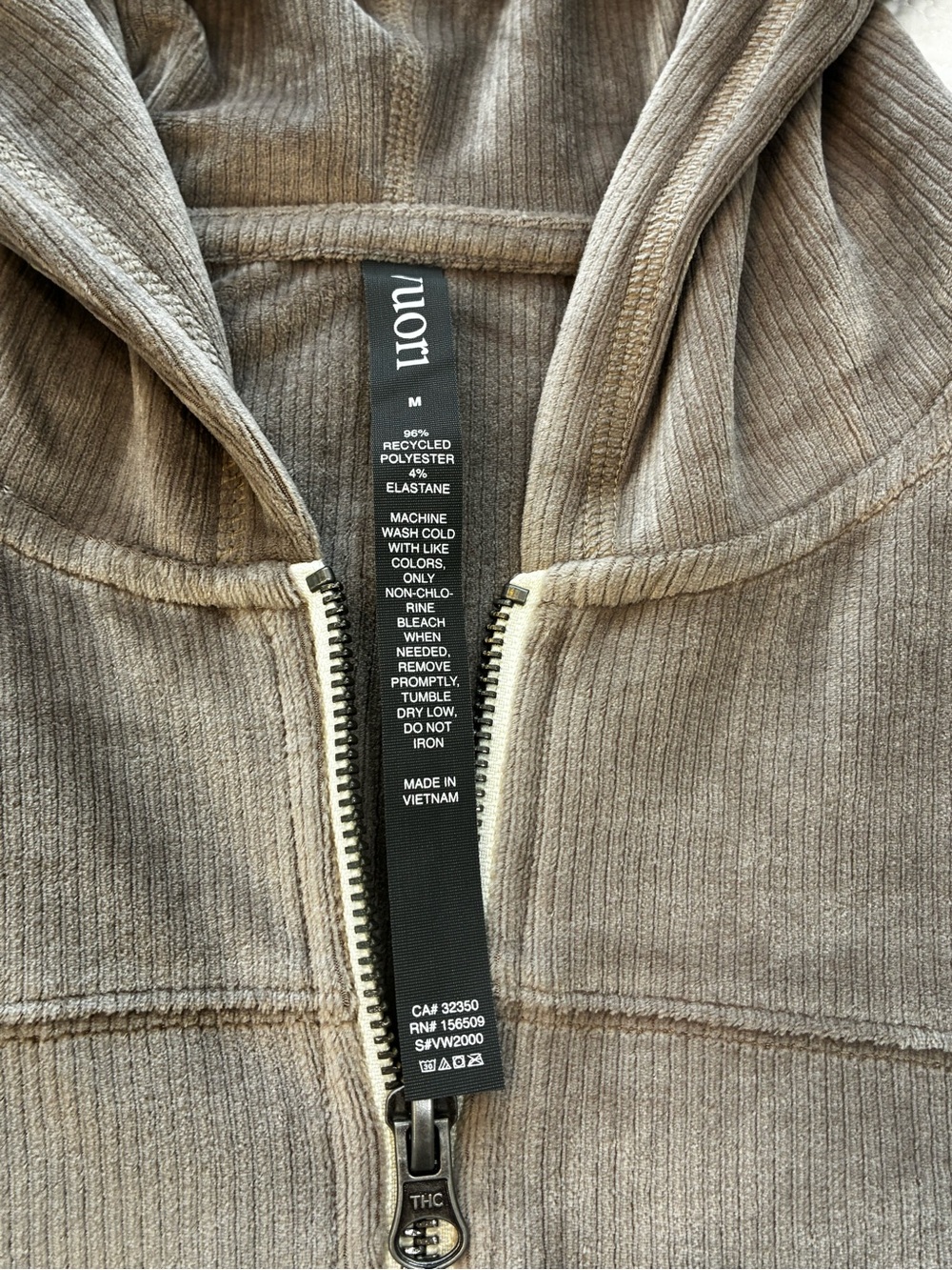 Vuori Haven Half Zip Ribbed Velour Cropped Hoodie Taupe Brown Medium Lounge - Picture 3 of 6